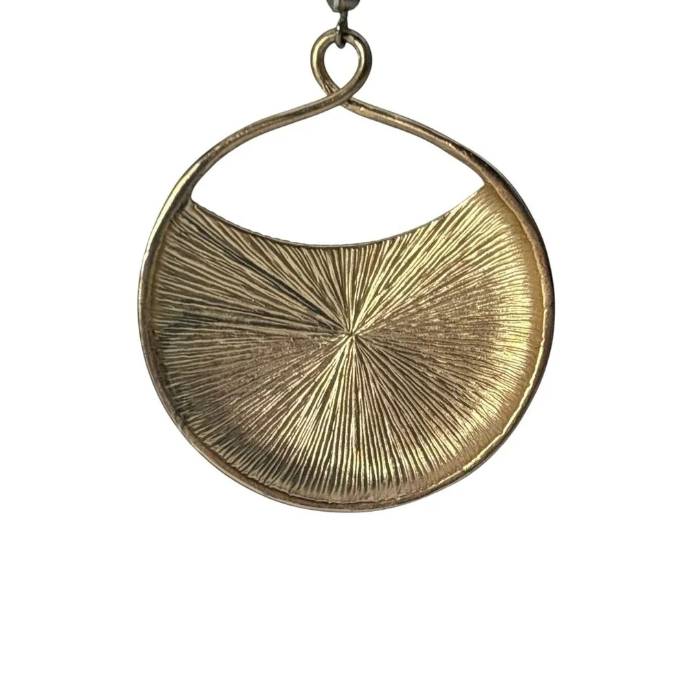 Vintage Gold Tone Etched Geometric Chevron Round Pierced Dangle Earrings‎